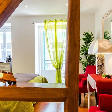 Core Bairro Alto Апартаменты Лиссабон