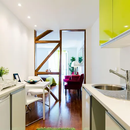 Апартаменты Core Bairro Alto *