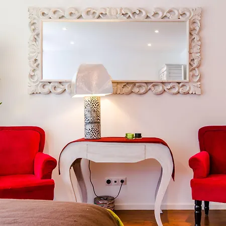 Core Bairro Alto Апартаменти