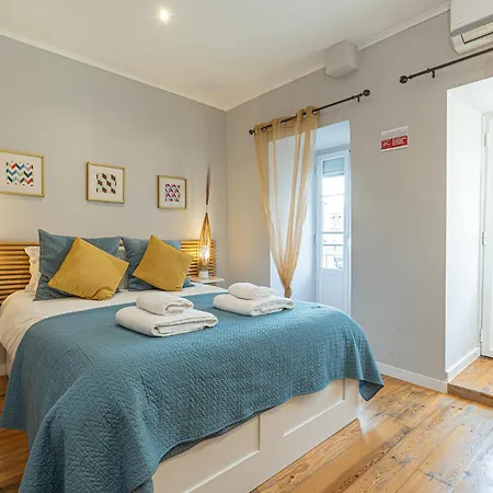 Core Bairro Alto Апартаменти